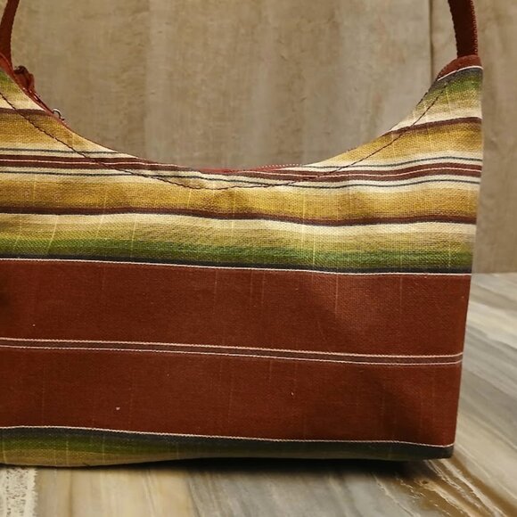 New Western Sarape Top handle Shoulder Bag Purse Wine Green Crescent Baguette - Picture 5 of 6